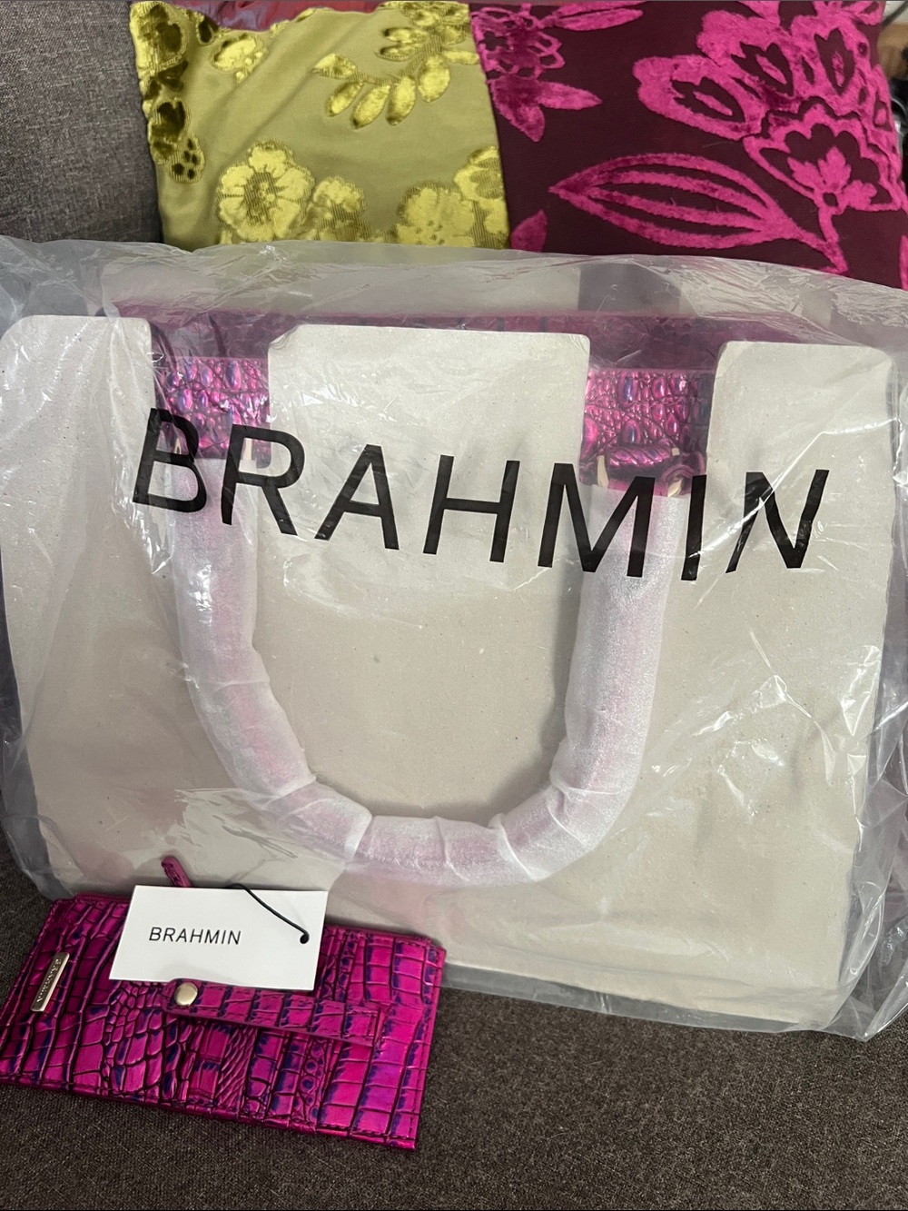 BRAHMIN Voltage Violet Small Finley Satchel with matching Credit Card Wallet NWT - Picture 3 of 17